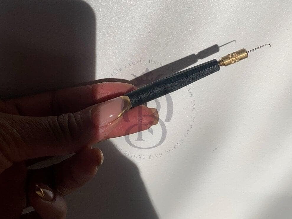 Ventilating needle, a tool from the Masterclass Kit